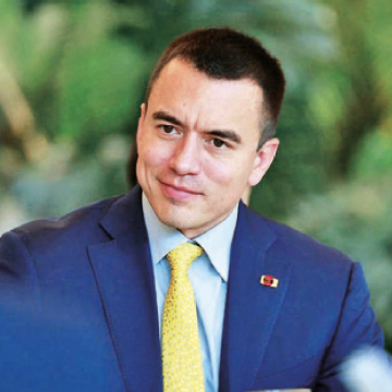 Con la excusa del narcotráfico